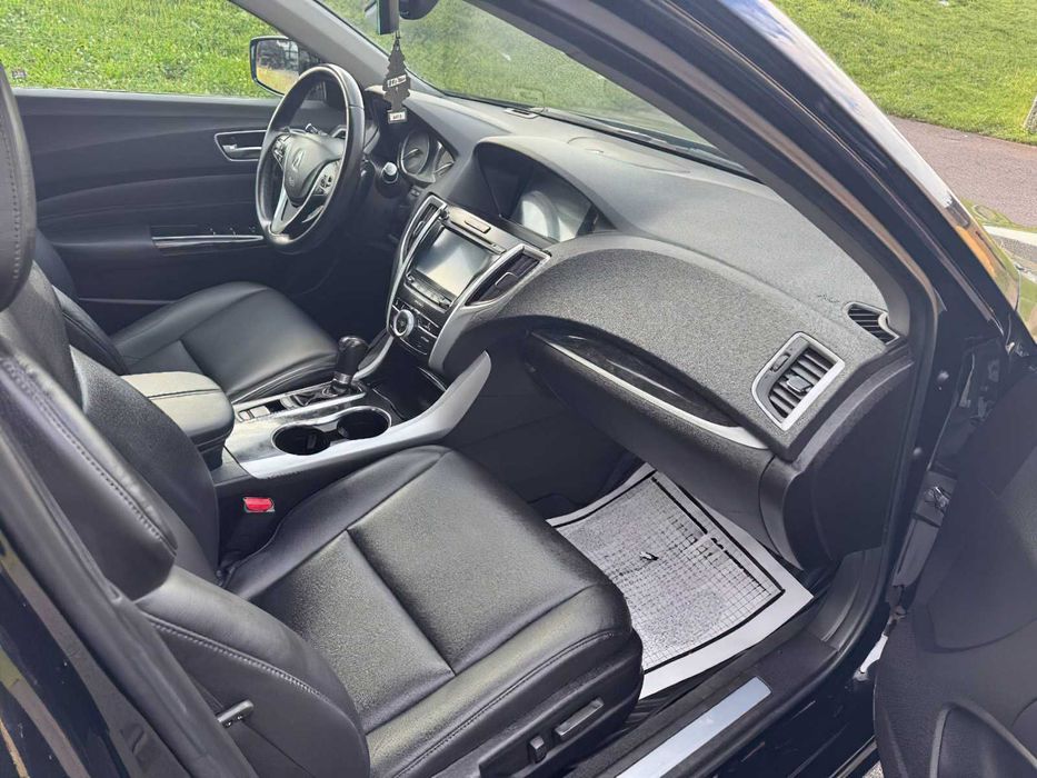 Acura TLX      2020