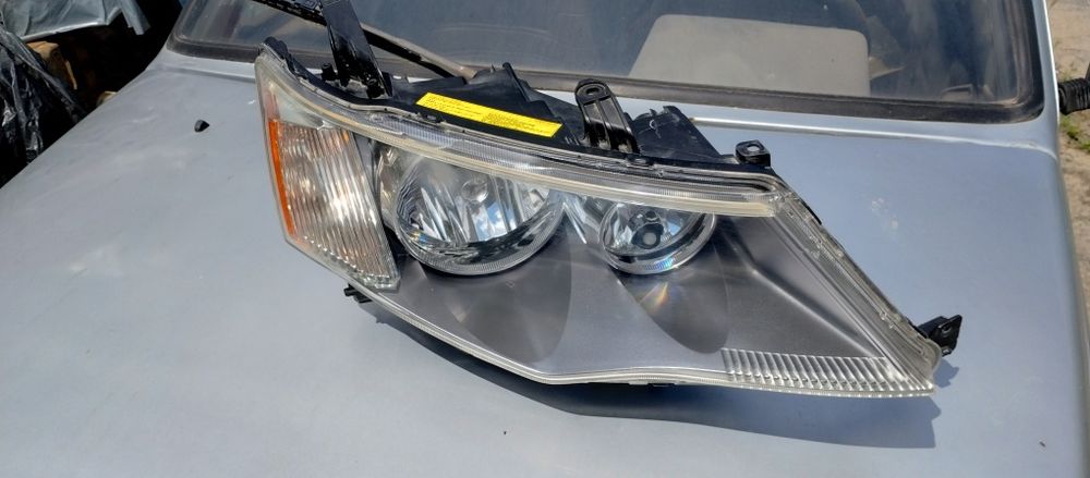 Фара  правая  ксенон. Mitsubishi Outlander XL. 2006 -09.