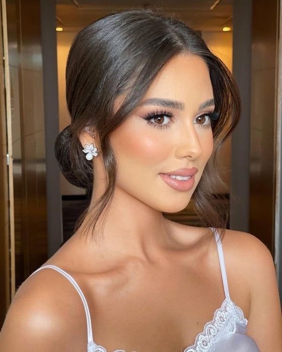 Maquilhagem, Penteados e Mega Hair