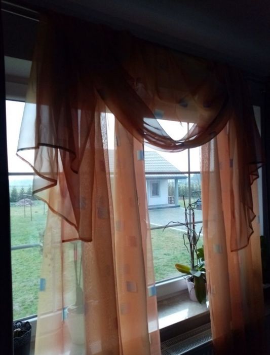 Ozdobą, zasłonki na okno