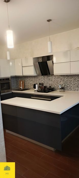 Продам 2-х рівневу квартиру