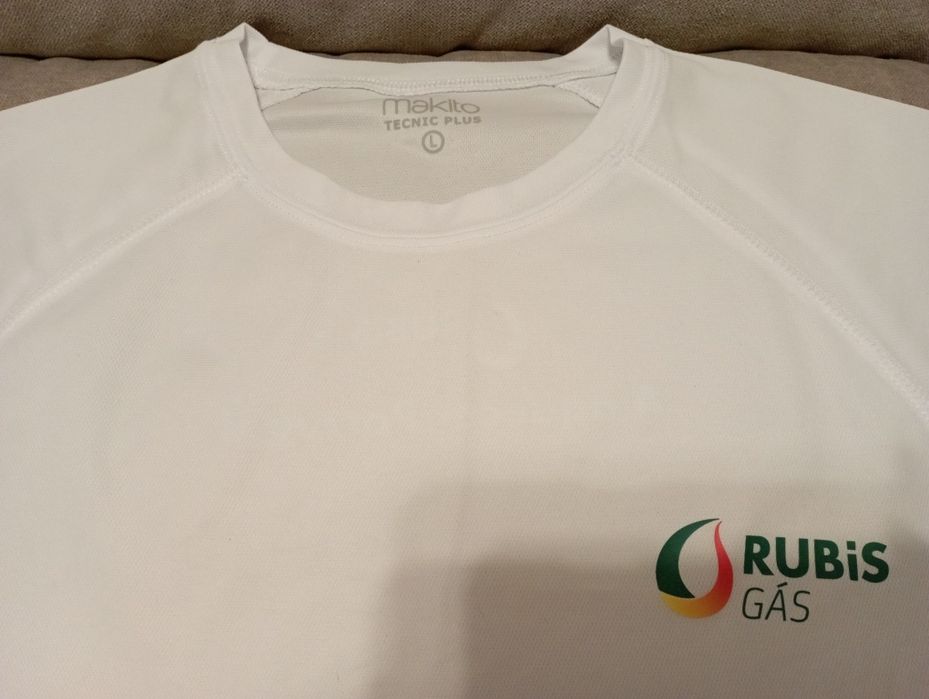 Camisola Desportiva Respirável Nova