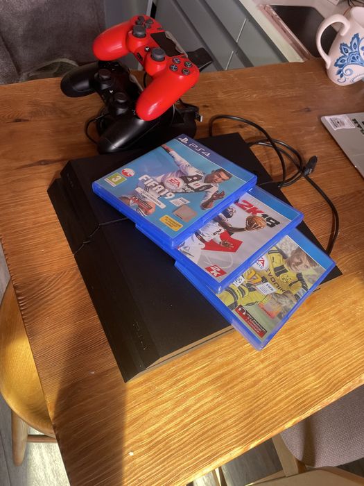 PlayStation 4 (PS4 Fat) 1TB