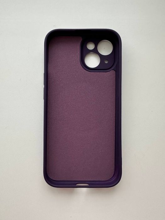 Чохол на iPhone 15