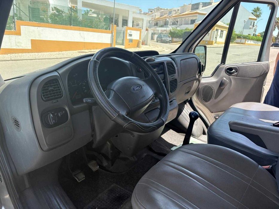 ford transit 9 lugares