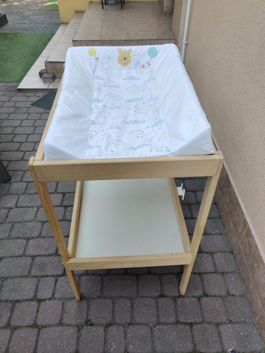 Stolik przewijak dla dziecka