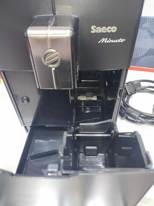 Кавоварка Saeco Minuto HD 8760