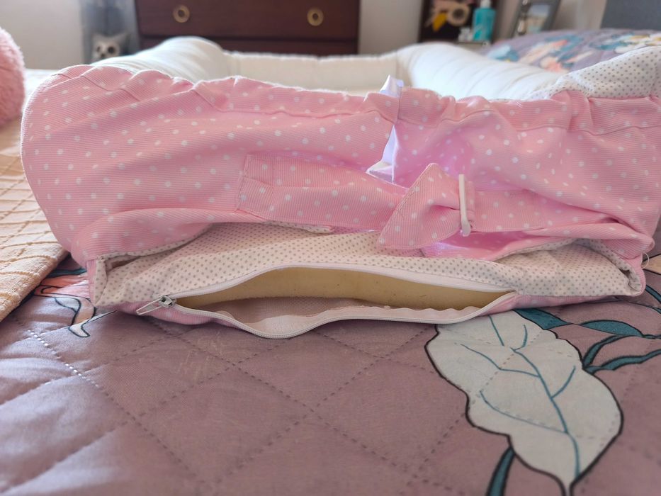 Ninho Redutor rosa para bebé