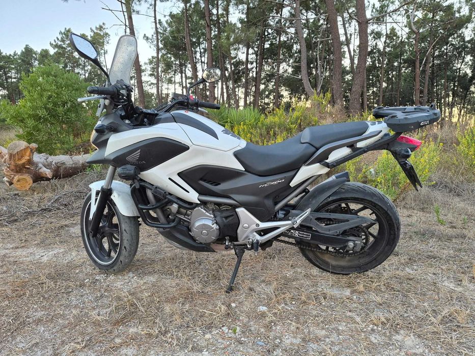 Honda Nc700X, pequeno dano