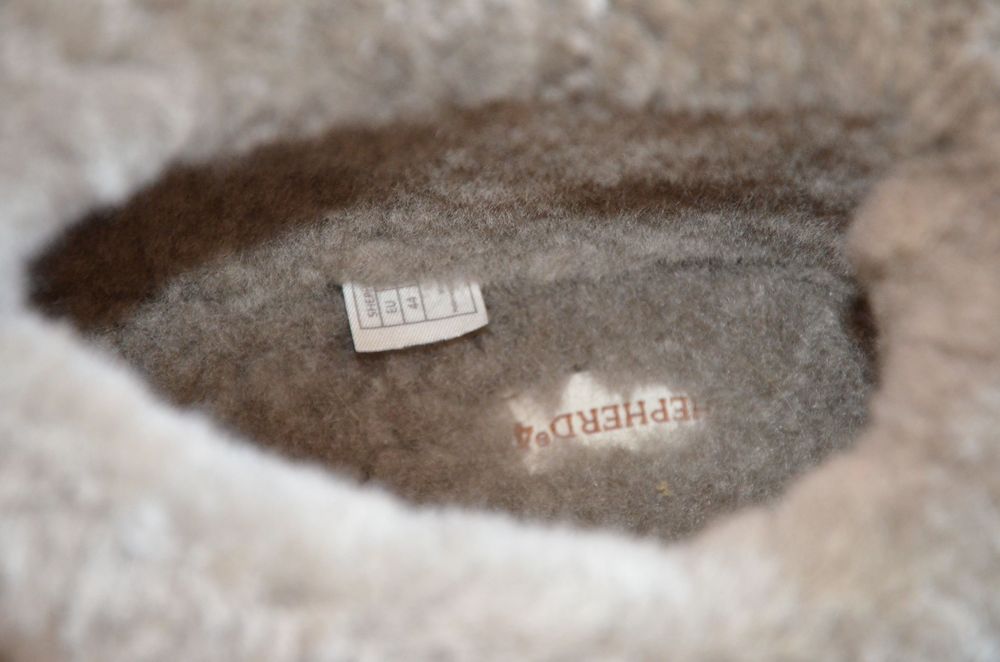 Shepherd łapcie skóra owcza r. 44