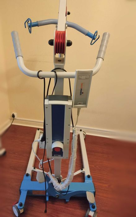 Grua PowerLift Tecnimoem 135 Mini c/ arnês