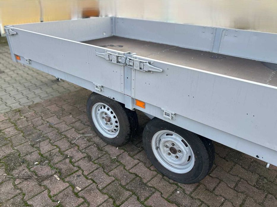 przyczepka samochodowa HUSTY