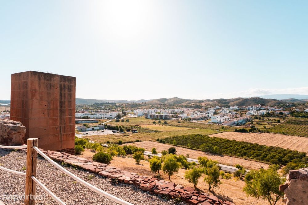Casa mobilada no centro histórico de Silves