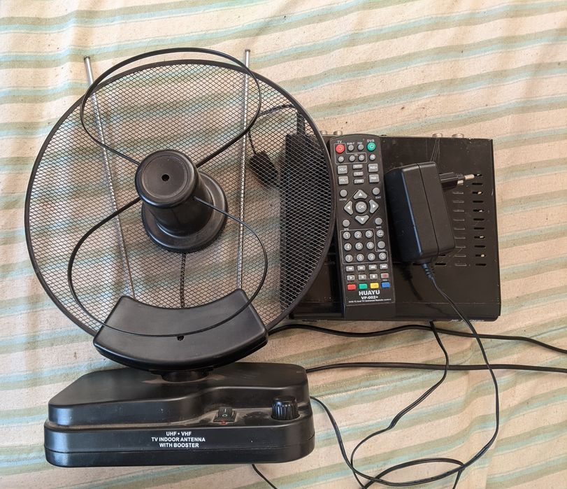 Тюнер т2 Strong 8502