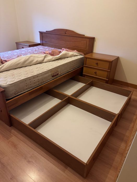 Vendesse quarto em bom estado