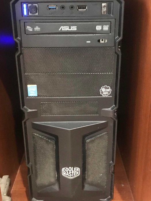 Продам комп'ютер  + монітор DellU2312HM