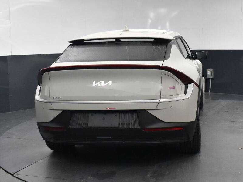 2024   Kia    EV6