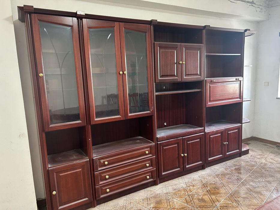 Louceiro praticamente novo