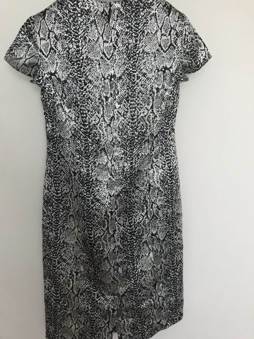 Sukienka srebrna szara czarna krotka wesele