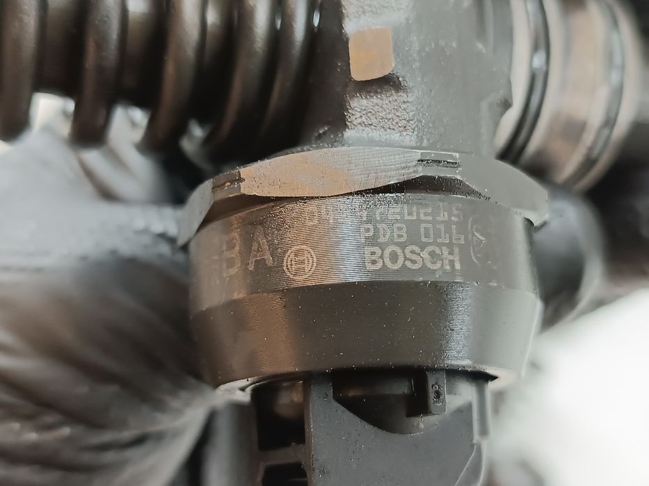 Injetor de combustível - AUDI A3 (8P1) | 03 - 13