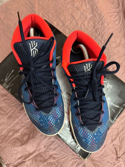 Nike Kyrie Irving 1 “Day of Independence”