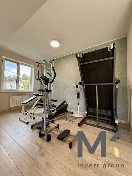 Будинок з ремонтом , басейном та банею. Лісова Буча. Продаж без %