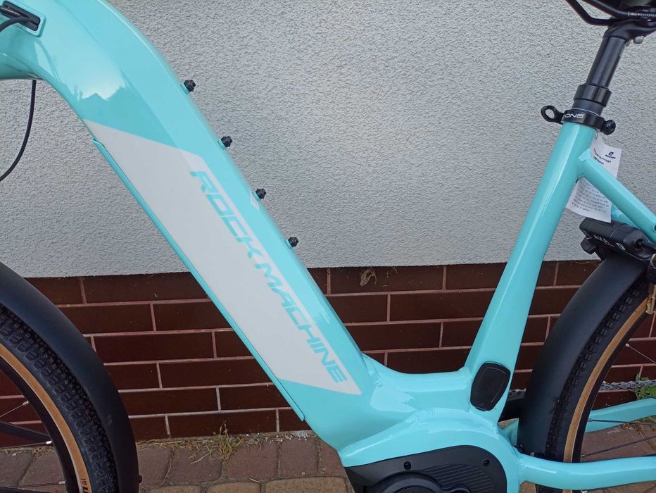 Nowy Elektryczny ROCK MACHINE CROSSRIDE INT e400 B Bosch Shimano 500WH