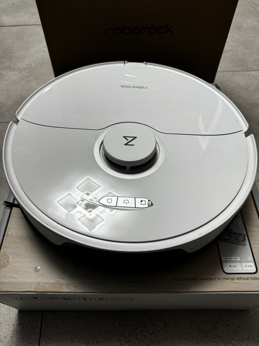 Продам пилесмок roborock s 8