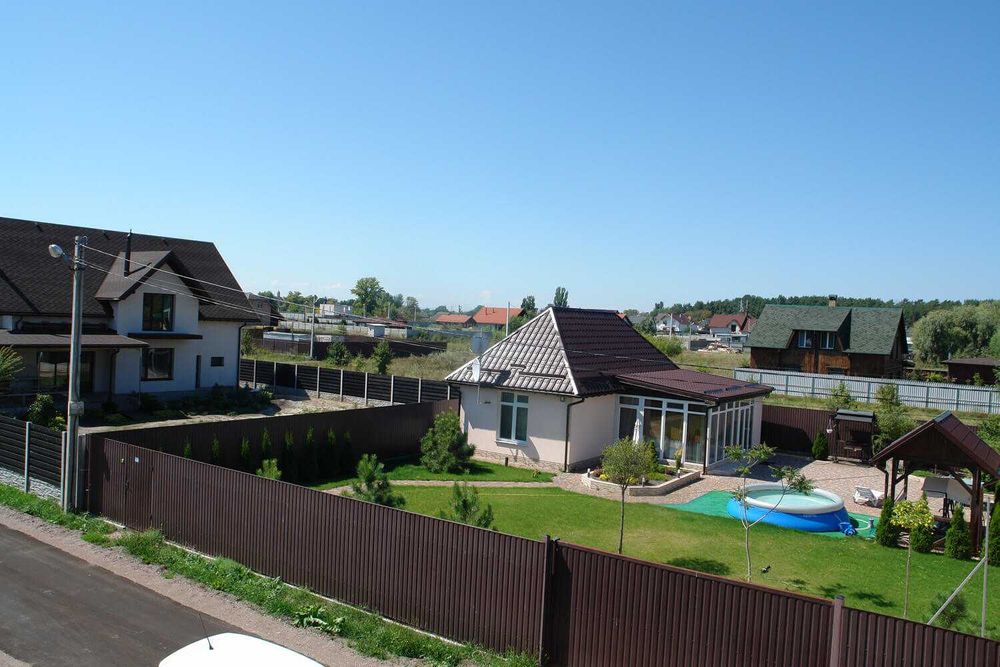 Ділянка на березі Київського моря в котеджному містечку Золотий Берег