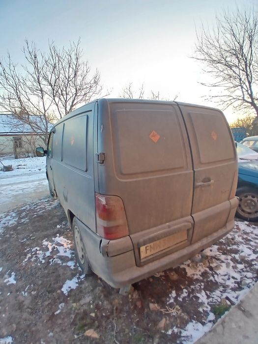 Мерседес Бенс Віто