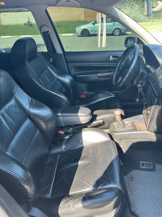 Golf 4 оригінальний GTI. 1.8т AGU 200к.с. шкіряний салон recaro