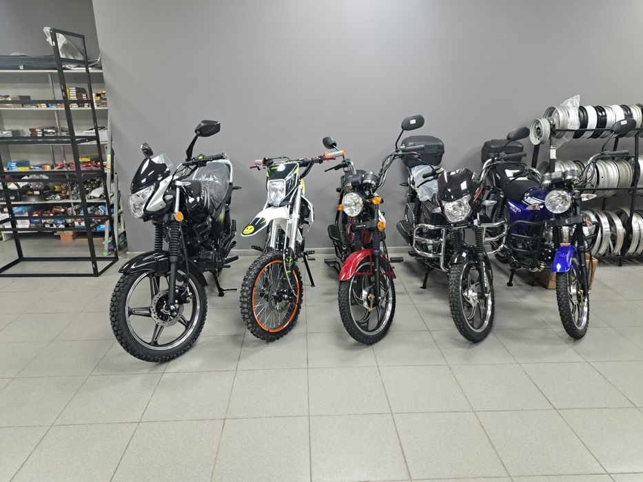 Мотоцикл Loncin cr 4