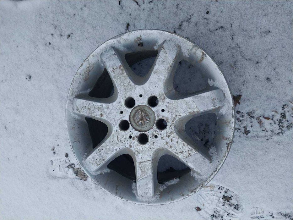 диск mercedes 17 дюймов 8.5J 52 ET