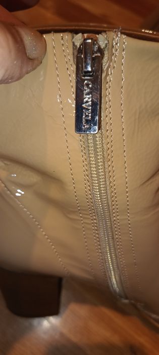 Carvela Made Italia.botki damskie lakierowane