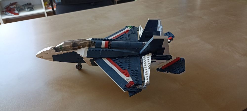 Avião Lego creator 3 em 1