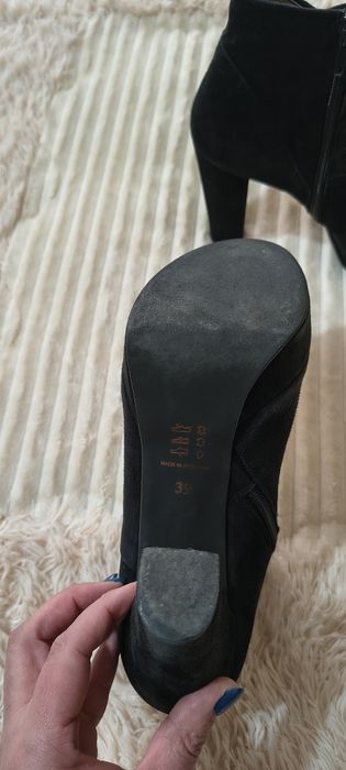 Botas Muito Pouco Usadas - GINOVA