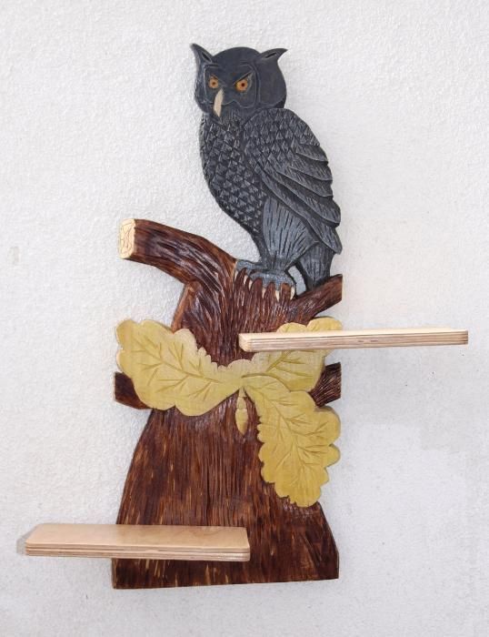 Полички настінні з орлом/ совою. Вироби з дерева. Полочки под вазон.