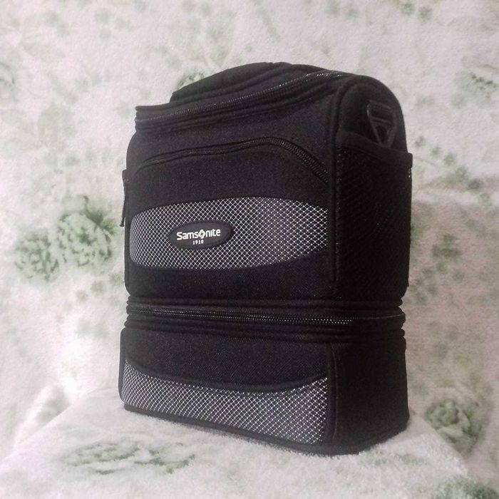 Фірмова сумка Samsonite (для фото і відеотехніки).