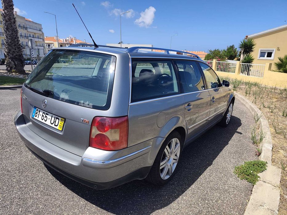 VW Passat 1.9 TDI Highline — photo 2