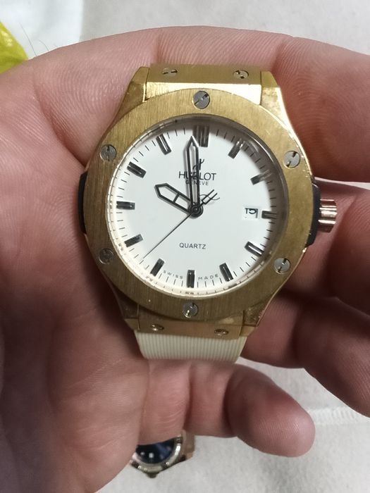 Продам часы на руку