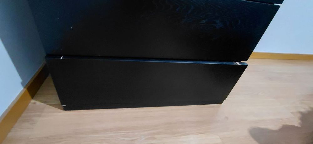 Conjunto de quarto cómoda e duas mesinhas de cabeceira