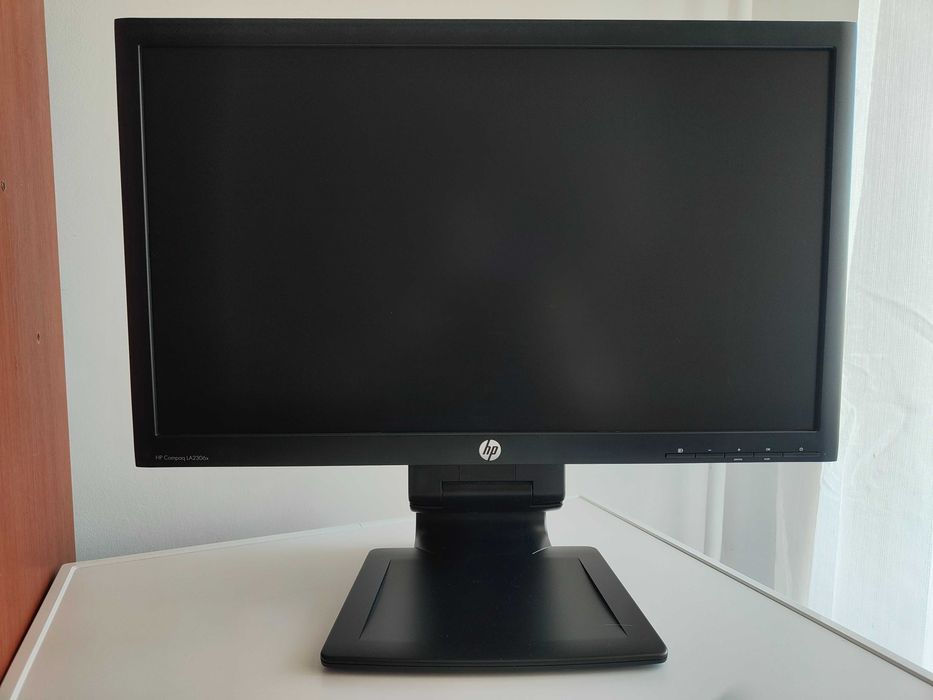 Монітор 23" HP Compaq LA2306x (XN375AA)