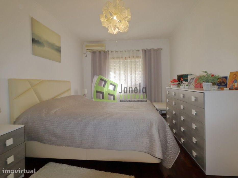 Apartamento T3 com Arrecadação - Quinta do Conde