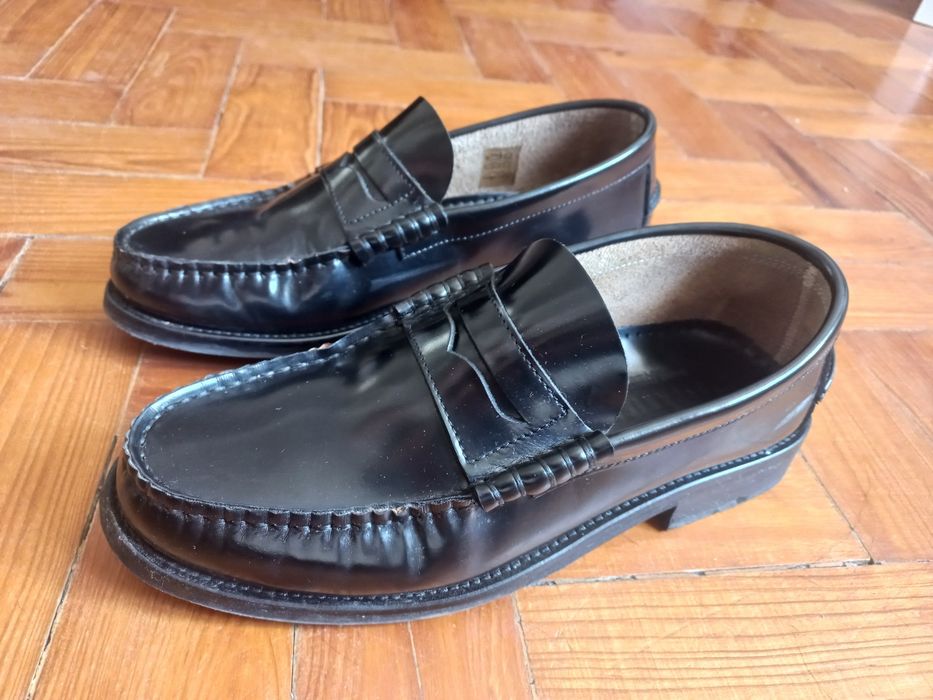 Sapatos mocassin pretos 39