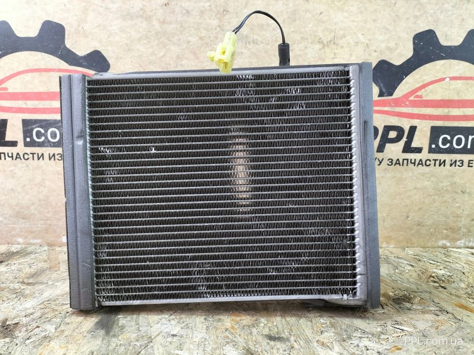 Suzuki Swift 2005-2010 испаритель радиатор печки кондиционера