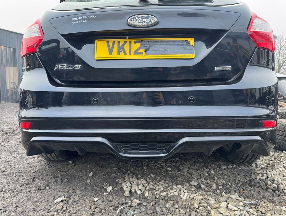 ZDERZAK TYŁ FORD FOCUS MK3 HB ST KOLOR FB