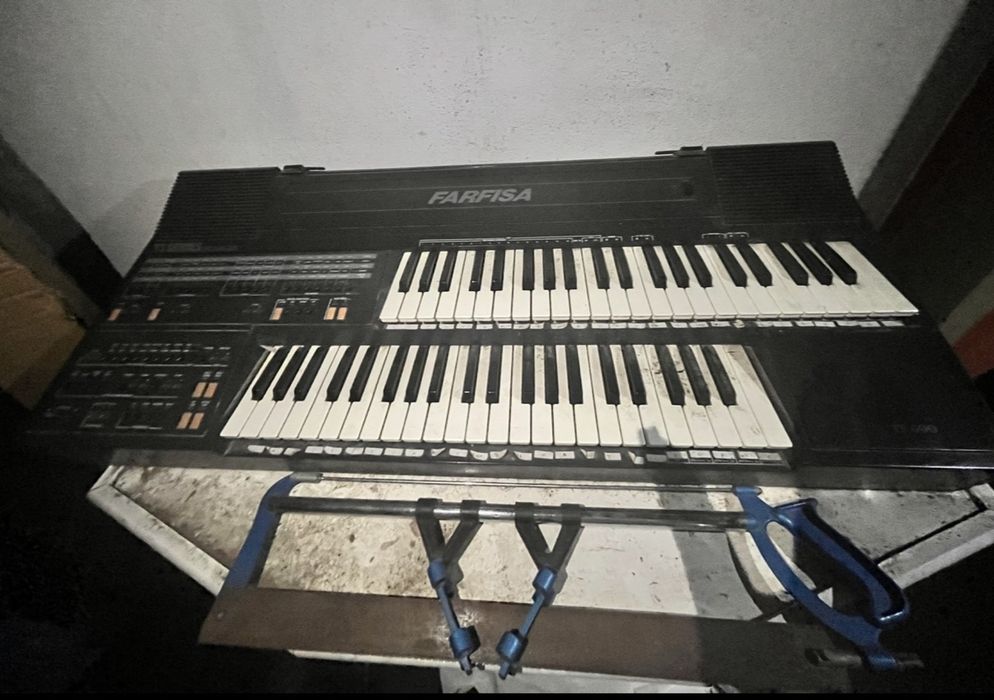 Orgao farfisa vintage