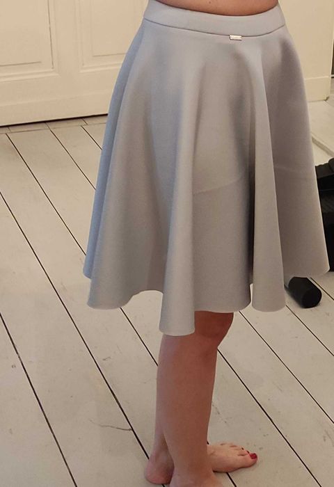Spódnica rozkloszowana rozm. S/M szary