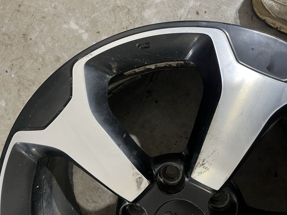 Диск Jeep Renegade R17