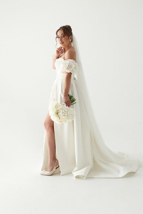 Весільна сукня Rose рукава та фата в подарунок